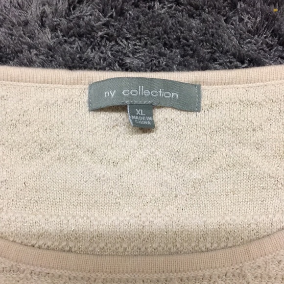 Short- Sleeved Sweater - Picture 3 of 5